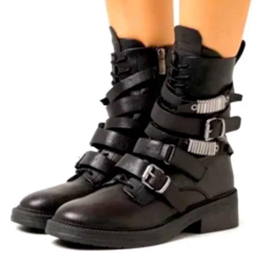 DKNY Ita Boots
